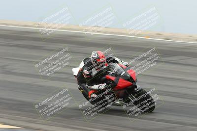 media/Nov-15-2025-Race Pace (Sat) [[8de605a2d8]]/Non Verified Riders (1st 20 Minutes)/Bowl (1015am)/